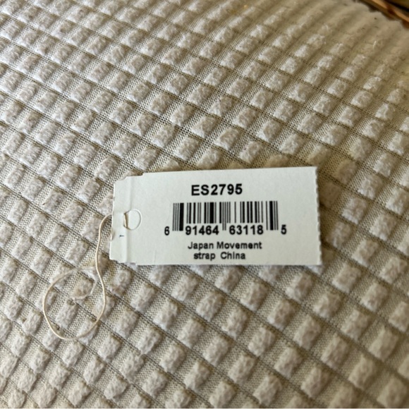 Tortoise Shell Fossil Watch with Original Box - Picture 14 of 15